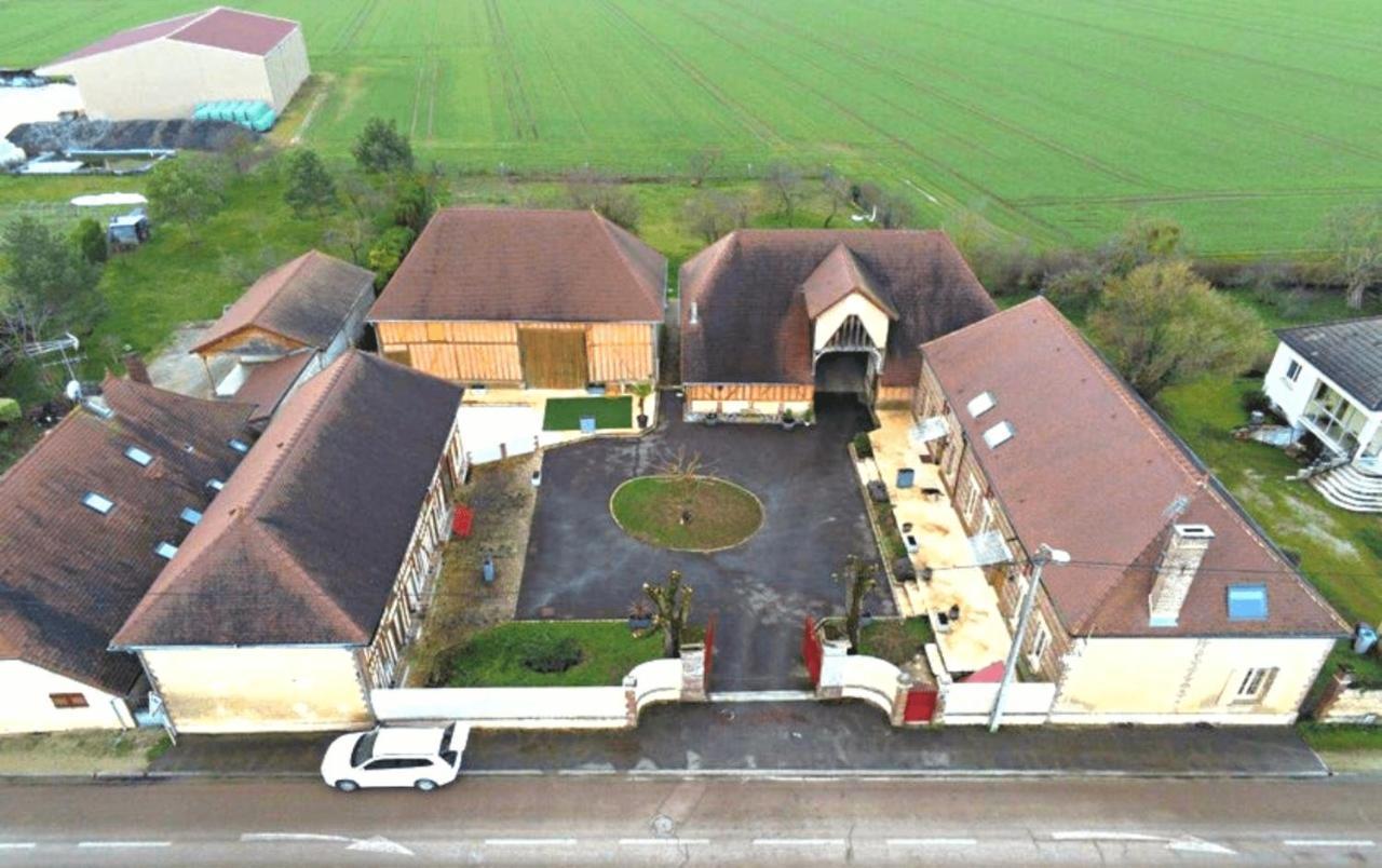 Appartement Prive Le Chardonnay, Jardin, Parking Buchères Екстериор снимка